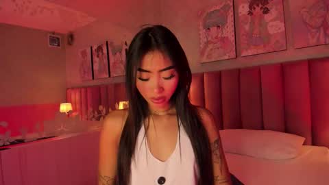 Snapshot of delicious_girl4u_ chatting on 11.15.25 Natalia online show from 11.15.25