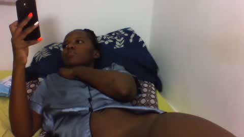 Snapshot of deliciousbabe01 chatting on 06.16.26 EVAH online show from 06.16.26