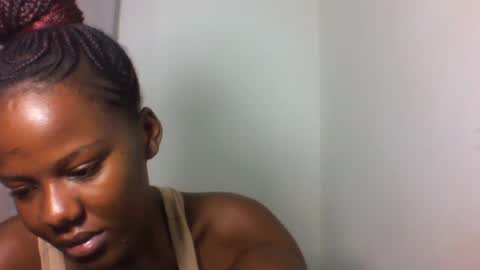 Snapshot of deliciousbabe01 chatting on 06.25.26 EVAH online show from 06.25.26