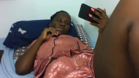 Snapshot of deliciousbabe01 chatting on 07.19.26 EVAH online show from 07.19.26