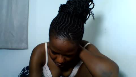 Snapshot of deliciousbabe01 chatting on 07.23.26 EVAH online show from 07.23.26