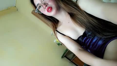 Snapshot of deliciously_sophie chatting on 04.21.26 Sophie online show from 04.21.26