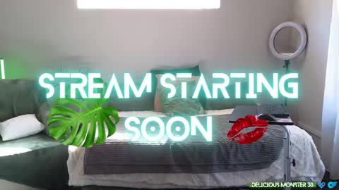 Kitty online show from 12.15.25