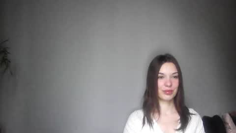 Snapshot of delightaurora chatting on 01.21.25 Aurora online show from 01.21.25