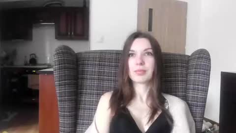 Snapshot of delightaurora chatting on 02.06.25 Aurora online show from 02.06.25