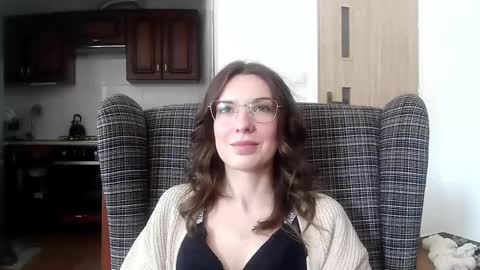 Snapshot of delightaurora chatting on 02.14.25 Aurora online show from 02.14.25