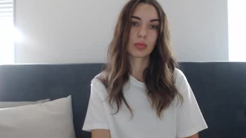 Snapshot of delightaurora chatting on 09.15.25 Aurora online show from 09.15.25