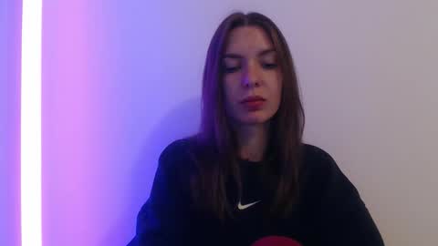 Snapshot of delightaurora chatting on 09.29.25 Aurora online show from 09.29.25