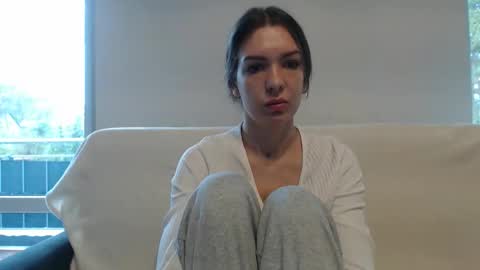 Snapshot of delightaurora chatting on 10.09.25 Aurora online show from 10.09.25