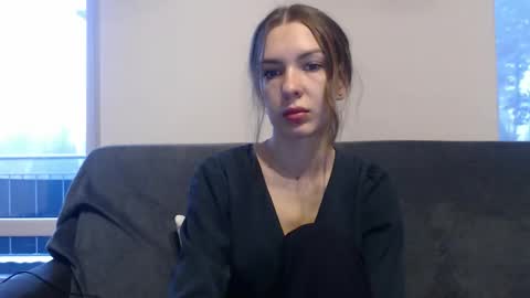 Snapshot of delightaurora chatting on 10.13.25 Aurora online show from 10.13.25