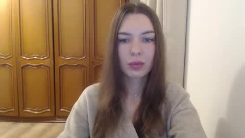 Snapshot of delightaurora chatting on 12.01.25 Aurora online show from 12.01.25