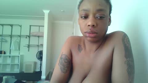 delightfuldark online show from 02.08.25