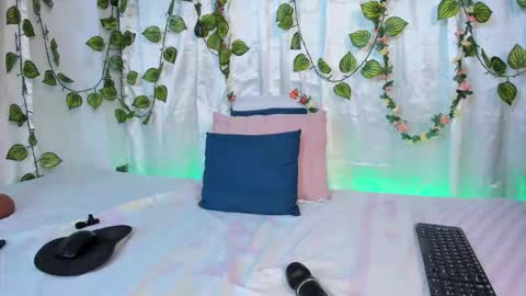 Delilah  online show from 11.24.25