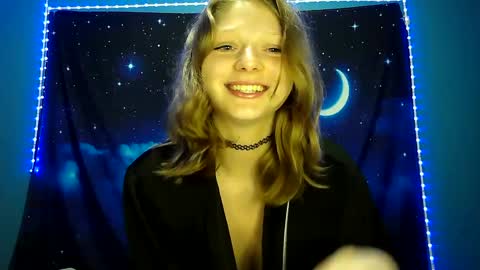 DelilaLove3412 online show from 12.19.24
