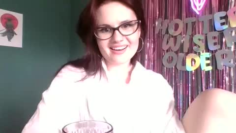 dellacrush_ online show from 02.10.25