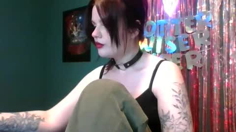 dellacrush_ online show from 02.11.25