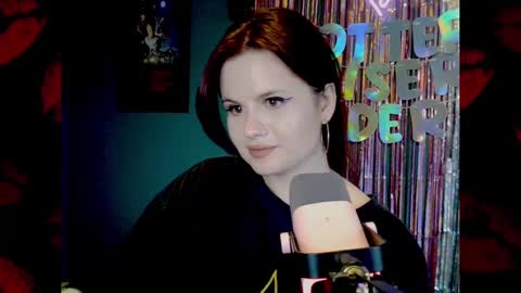 dellacrush_ online show from 02.13.25