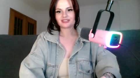 dellacrush_ online show from 03.06.25