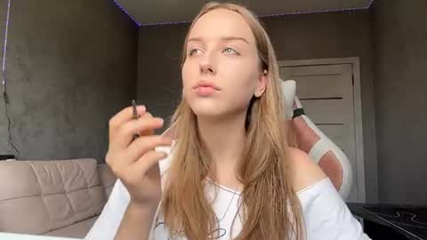 Mia online show from 07.07.26