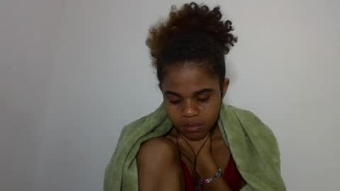 Snapshot of delphineee chatting on 06.14.26 delphine online show from 06.14.26