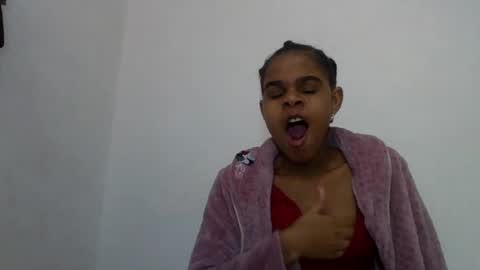 Snapshot of delphineee chatting on 06.16.26 delphine online show from 06.16.26