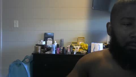 Snapshot of delta7012 chatting on 12.21.24 delta7012 online show from 12.21.24