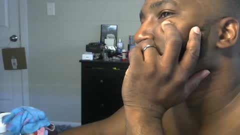 Snapshot of delta7012 chatting on 02.28.25 delta7012 online show from 02.28.25