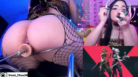 Snapshot of demi_chan chatting on 06.04.26 demiii online show from 06.04.26
