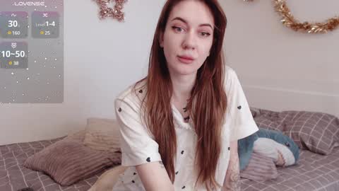 Snapshot of demiamour chatting on 01.06.25 Demi. not your babybabebb and other shit online show from 01.06.25