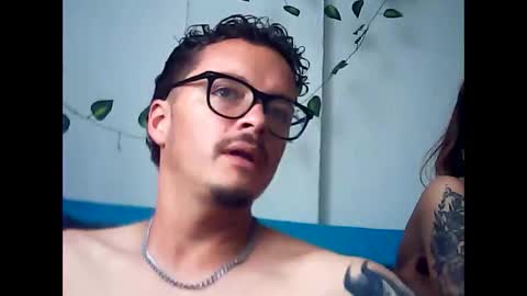 Snapshot of demian_lulu chatting on 10.27.25 demian_lulu online show from 10.27.25