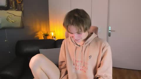 Snapshot of demianenglen chatting on 03.28.26 demianenglen online show from 03.28.26