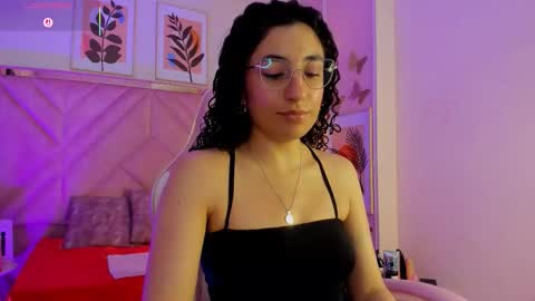 Snapshot of demijones_ chatting on 12.18.25 Demi online show from 12.18.25