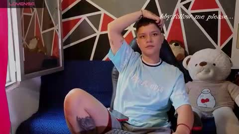 Snapshot of demimoore222 chatting on 11.25.25 DEMI online show from 11.25.25