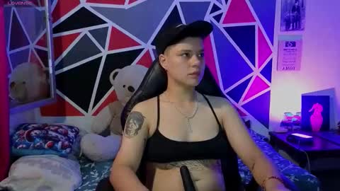 Snapshot of demimoore222 chatting on 01.06.26 DEMI online show from 01.06.26