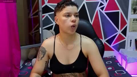 Snapshot of demimoore222 chatting on 01.17.26 DEMI online show from 01.17.26