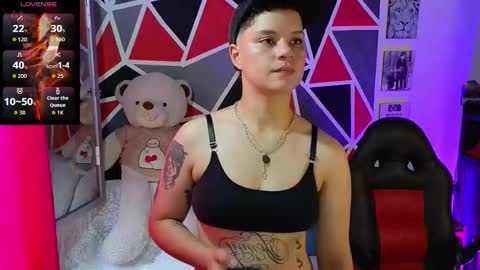 Snapshot of demimoore222 chatting on 02.04.26 DEMI online show from 02.04.26