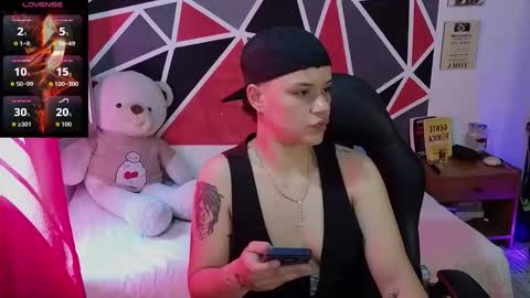 Snapshot of demimoore222 chatting on 02.11.26 DEMI online show from 02.11.26