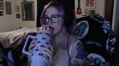 Demoness Mina online show from 03.10.25