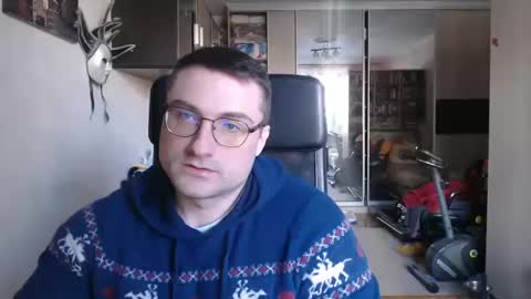 Snapshot of den_lover1 chatting on 02.24.25 Den online show from 02.24.25