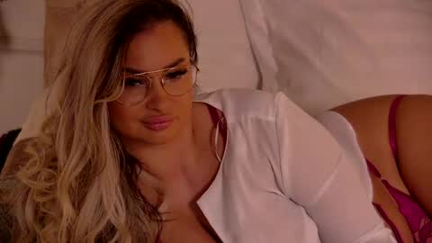 Ela online show from 05.12.26