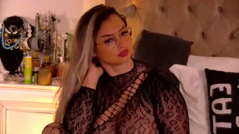 Ela online show from 06.09.26