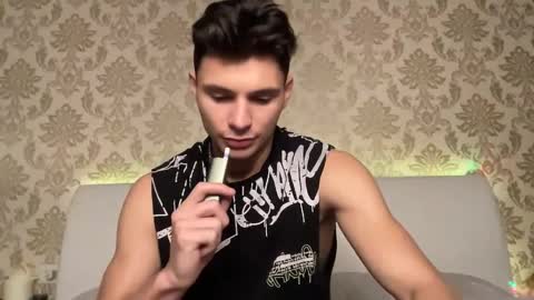 Snapshot of denlover chatting on 01.21.25 Den online show from 01.21.25