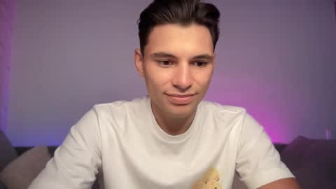 Snapshot of denlover chatting on 09.14.25 Den online show from 09.14.25