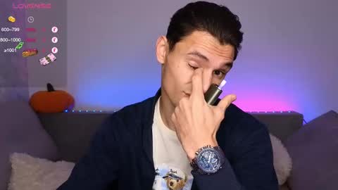 Snapshot of denlover chatting on 10.06.25 Den online show from 10.06.25