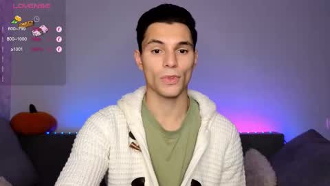 Snapshot of denlover chatting on 10.07.25 Den online show from 10.07.25