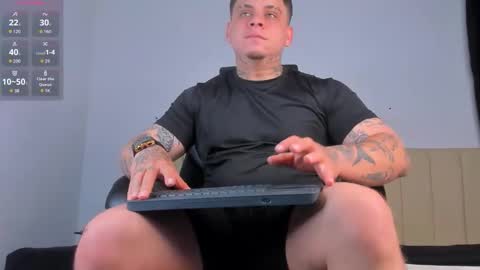 dennis munera online show from 12.15.25