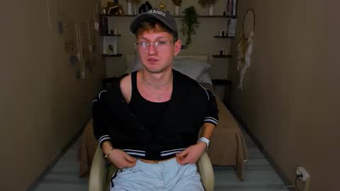 Snapshot of dennis_rodriguez chatting on 11.29.25 Dennis online show from 11.29.25