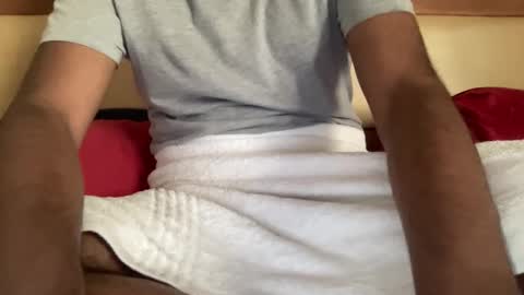 Snapshot of denverjj199 chatting on 11.05.25 denverjj199 online show from 11.05.25