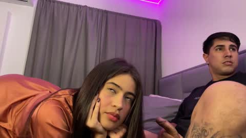 Snapshot of dereckbrownn chatting on 10.29.25 Dereck online show from 10.29.25