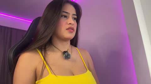 Snapshot of dereckbrownn chatting on 11.30.25 Dereck online show from 11.30.25